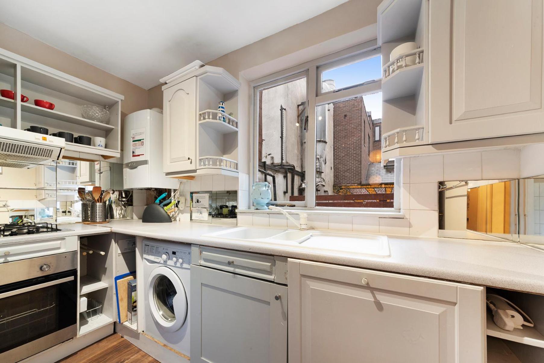 Modernised Apartments 1 And 2 Bedrooms Option Terrace And Balcony High Street London Exterior foto